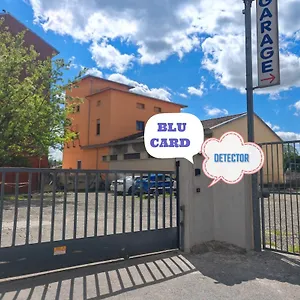 Express Traveller's Iii Front Station Fs Parking Privato Appartement